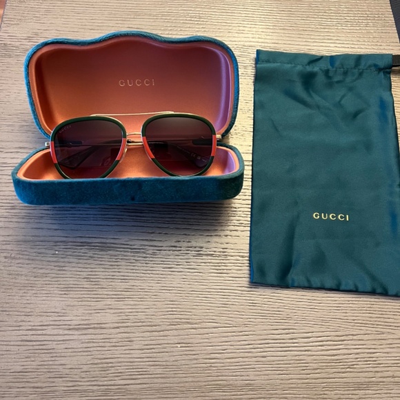 Gucci Sunglasses main image 4